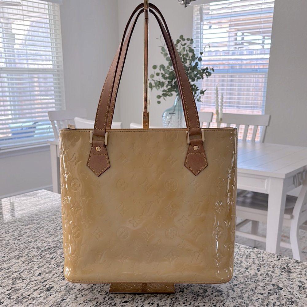 Louis Vuitton Houston Yellow Vernis Monogram Zipper Closure Bag